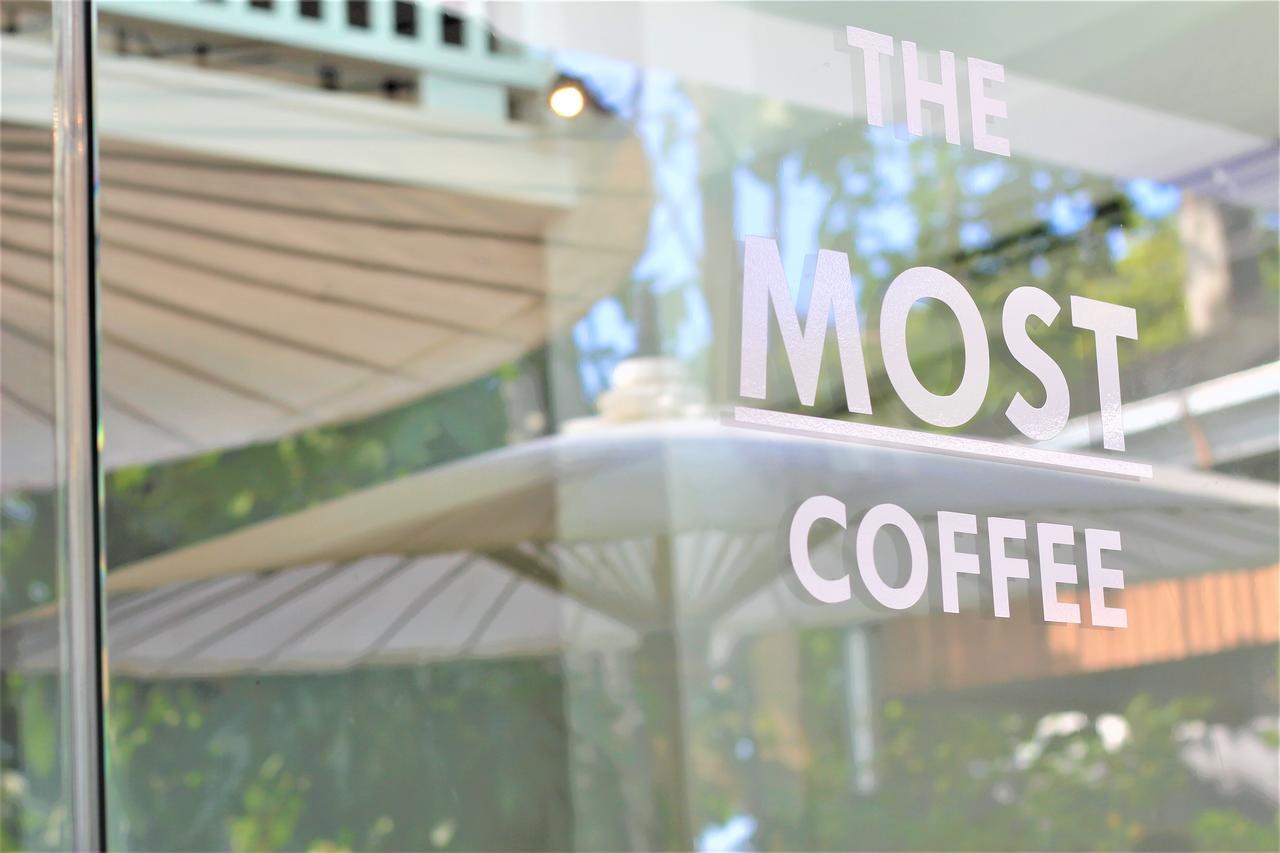The Most Coffee & Guesthouse Чиангмай Екстериор снимка